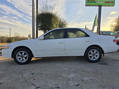 2000 Toyota Camry LE   - Photo 3 - Garland, TX 75042