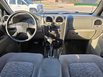 2004 GMC Envoy SLE   - Photo 15 - Garland, TX 75042