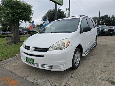 2005 Toyota Sienna LE 7 Passenger   - Photo 2 - Garland, TX 75042