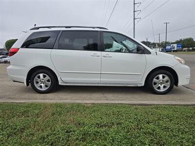2005 Toyota Sienna LE 7 Passenger   - Photo 9 - Garland, TX 75042