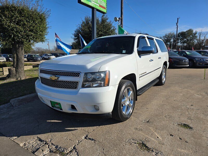 2009 Chevrolet Suburban LTZ 1500 - Photo 2 - Garland, TX 75042