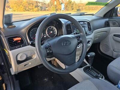 2010 Hyundai ACCENT GLS   - Photo 14 - Garland, TX 75042