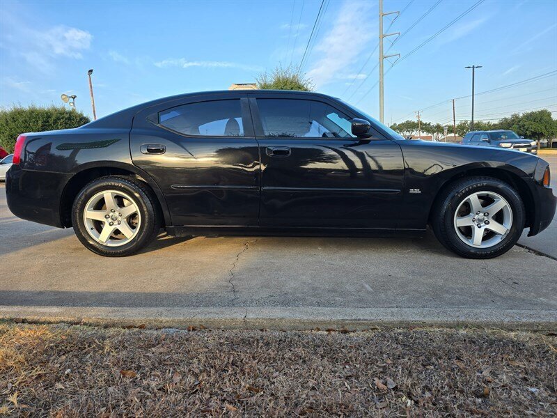 2010 Dodge Charger SXT - Photo 11 - Garland, TX 75042