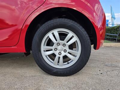 2015 Chevrolet Sonic LT Auto   - Photo 4 - Garland, TX 75042
