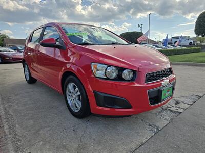 2015 Chevrolet Sonic LT Auto   - Photo 11 - Garland, TX 75042