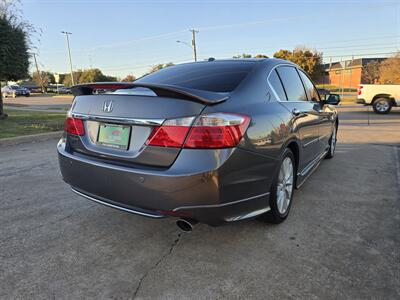 2013 Honda Accord EX-L w/Navi   - Photo 9 - Garland, TX 75042