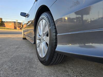 2013 Honda Accord EX-L w/Navi   - Photo 6 - Garland, TX 75042