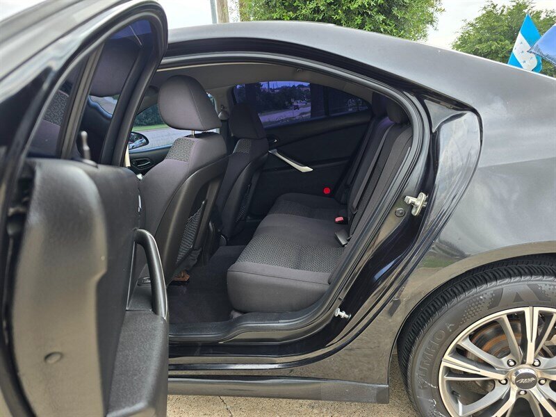 2010 Pontiac G6 - Photo 15 - Garland, TX 75042