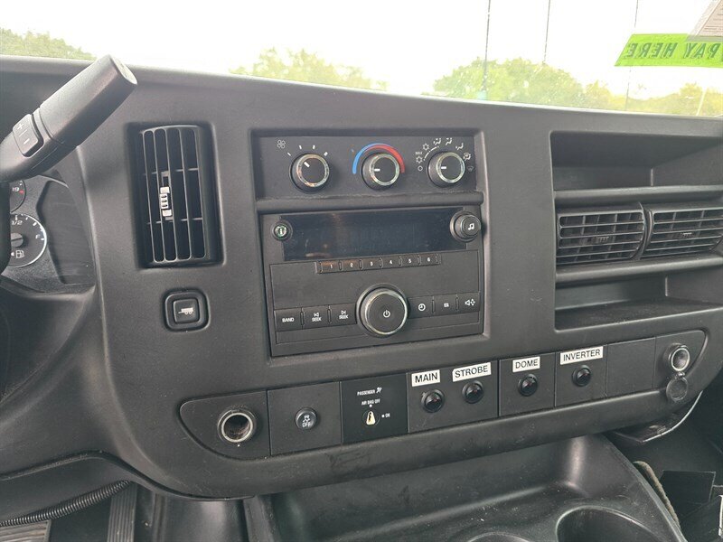 2013 Chevrolet Express 2500 - Photo 16 - Garland, TX 75042
