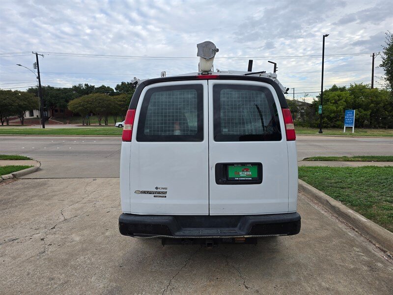 2013 Chevrolet Express 2500 - Photo 8 - Garland, TX 75042