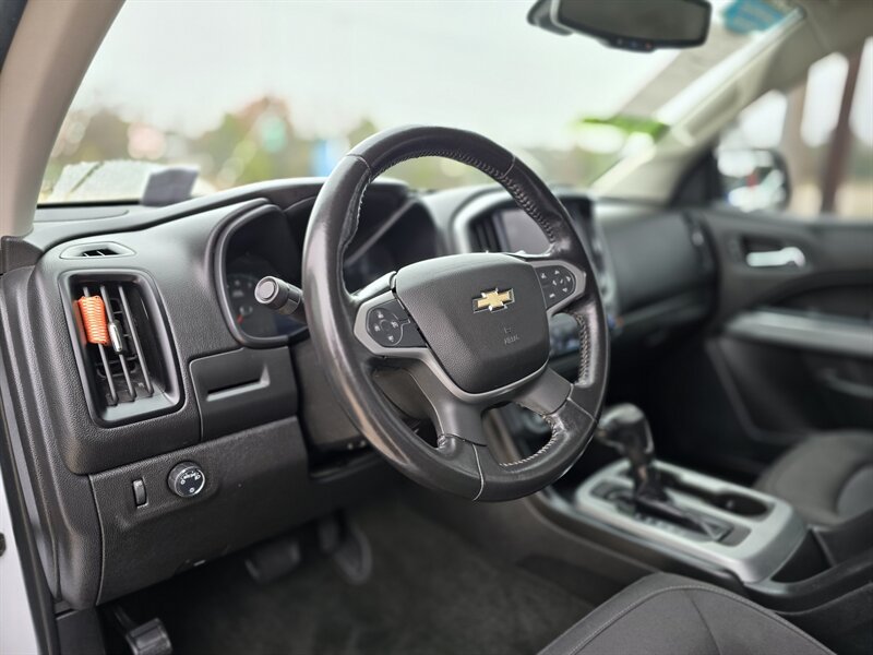 2017 Chevrolet Colorado LT - Photo 13 - Garland, TX 75042