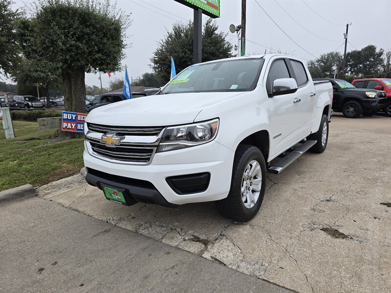 2017 Chevrolet Colorado LT - Photo 2 - Garland, TX 75042