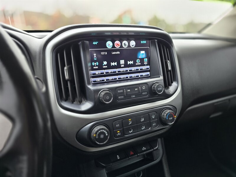 2017 Chevrolet Colorado LT - Photo 19 - Garland, TX 75042