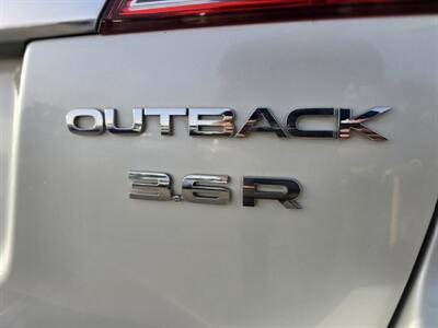 2011 Subaru Outback 3.6R Limited   - Photo 9 - Garland, TX 75042