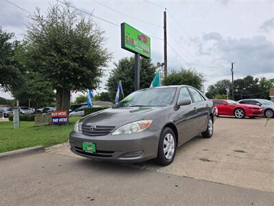 2004 Toyota Camry LE Sedan