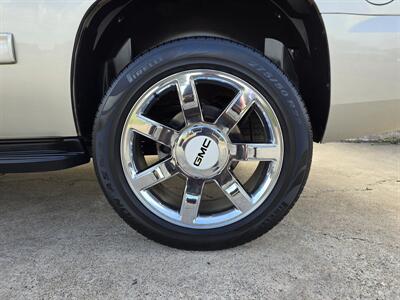 2013 GMC Light Duty Yukon SLT   - Photo 5 - Garland, TX 75042