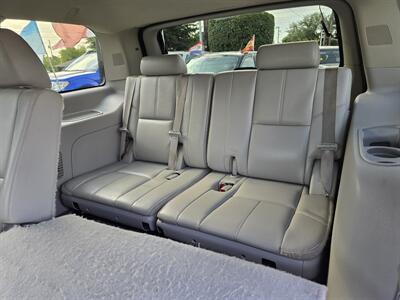 2013 GMC Light Duty Yukon SLT   - Photo 21 - Garland, TX 75042