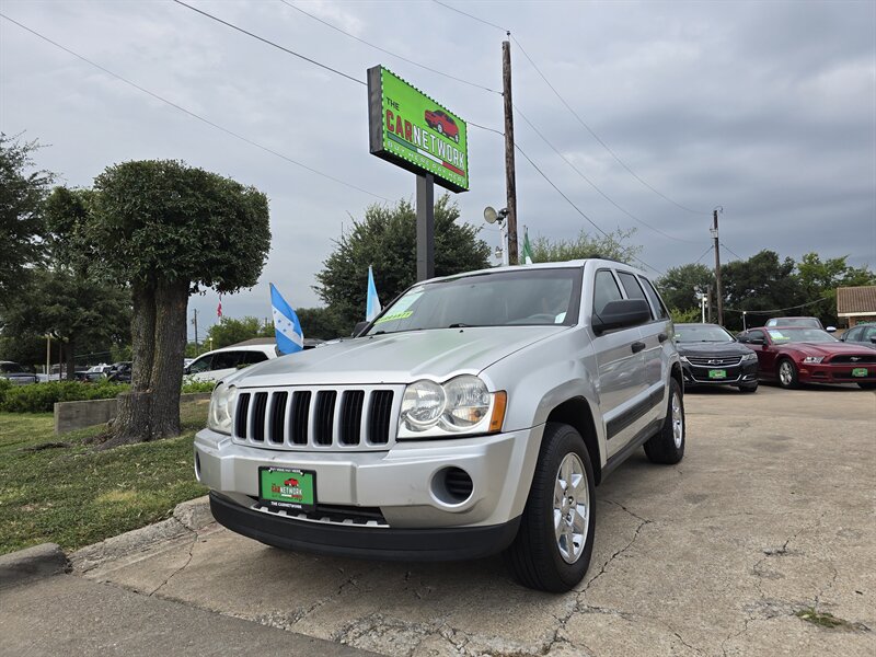 2005 Jeep Grand Cherokee Laredo - Photo 1 - Garland, TX 75042
