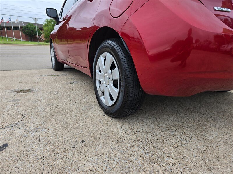 2015 Nissan Versa Note SV - Photo 5 - Garland, TX 75042