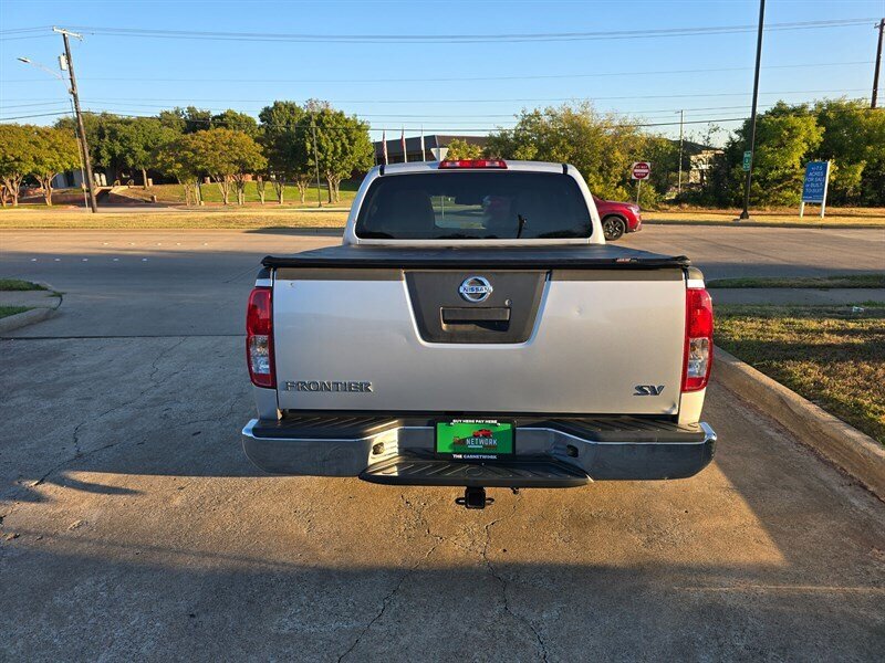 2012 Nissan Frontier SV V6 - Photo 7 - Garland, TX 75042