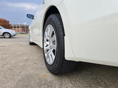 2014 Nissan Altima 2.5 S   - Photo 5 - Garland, TX 75042