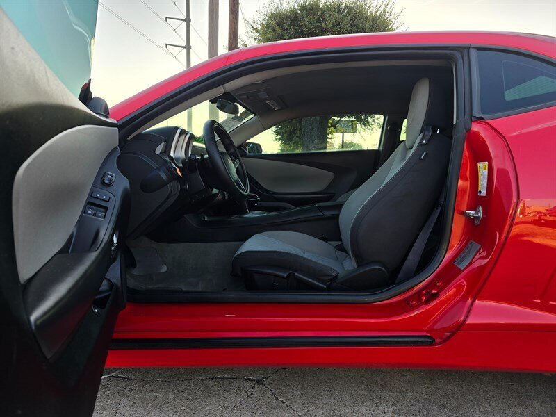 2014 Chevrolet Camaro LS - Photo 14 - Garland, TX 75042