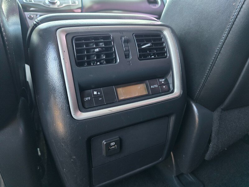 2018 INFINITI QX60 - Photo 18 - Garland, TX 75042