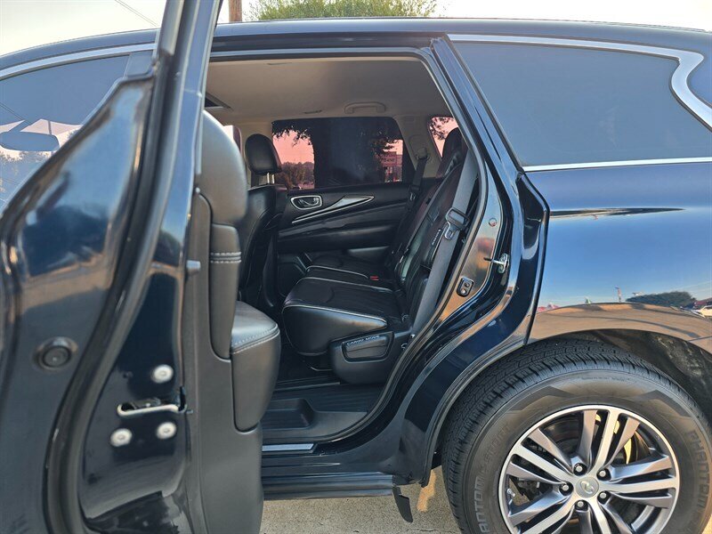 2018 INFINITI QX60 - Photo 16 - Garland, TX 75042