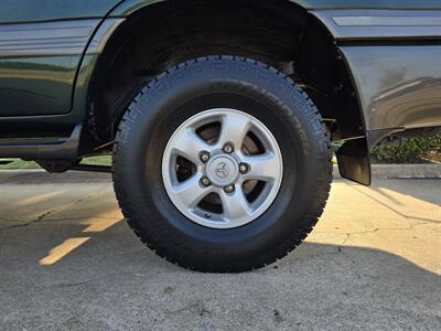 1999 Toyota Land Cruiser   - Photo 5 - Garland, TX 75042