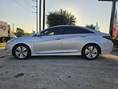 2015 Hyundai SONATA Hybrid Limited   - Photo 4 - Garland, TX 75042