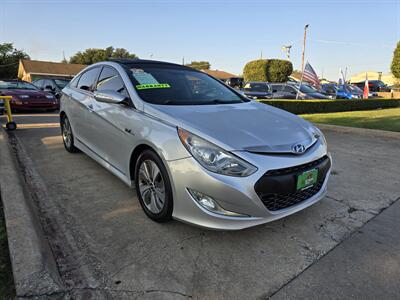 2015 Hyundai SONATA Hybrid Limited   - Photo 12 - Garland, TX 75042