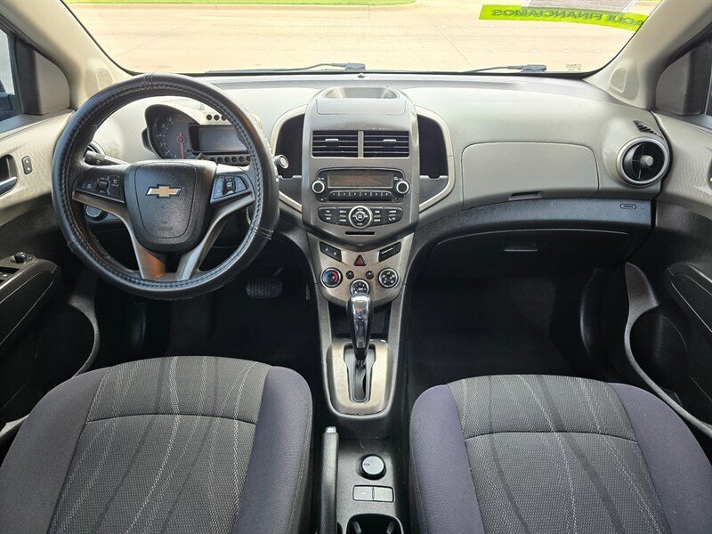 2014 Chevrolet Sonic LT Auto - Photo 17 - Garland, TX 75042