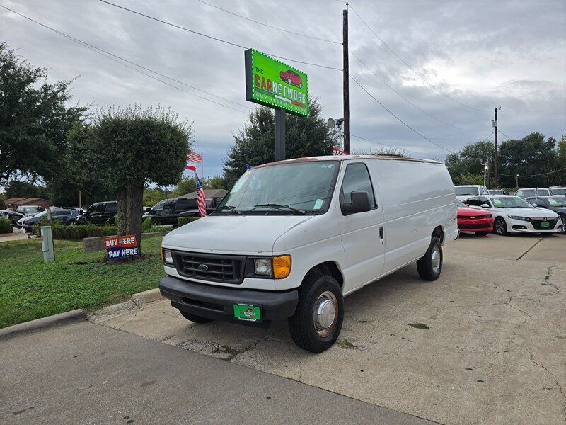 2003 Ford E-Series Van E-350 SD   - Photo 1 - Garland, TX 75042