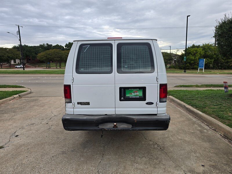2003 Ford E-Series Van E-350 SD - Photo 7 - Garland, TX 75042