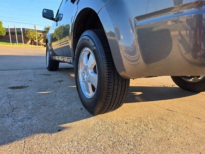 2012 Ford Escape XLT - Photo 6 - Garland, TX 75042