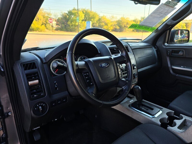 2012 Ford Escape XLT - Photo 15 - Garland, TX 75042