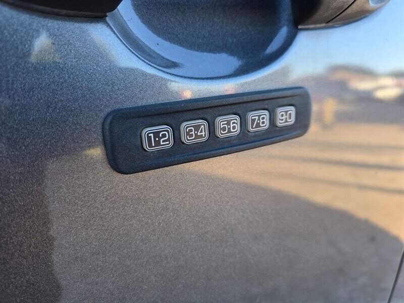 2012 Ford Escape XLT - Photo 3 - Garland, TX 75042