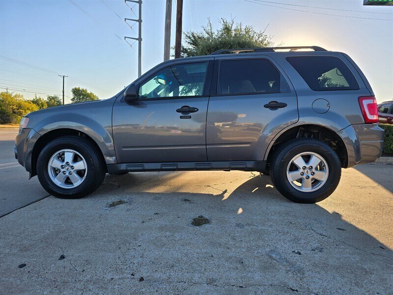 2012 Ford Escape XLT - Photo 4 - Garland, TX 75042