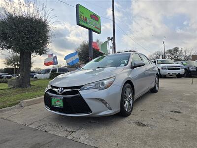 2016 Toyota Camry SE   - Photo 1 - Garland, TX 75042