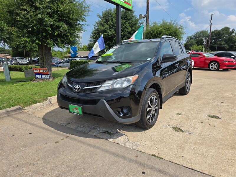 2013 Toyota RAV4 LE - Photo 2 - Garland, TX 75042