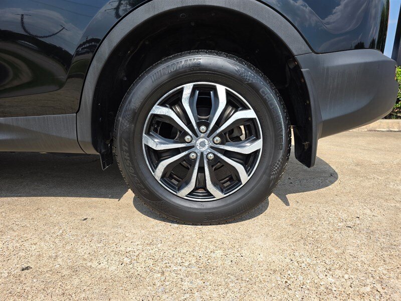2013 Toyota RAV4 LE - Photo 4 - Garland, TX 75042