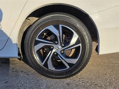 2016 Honda Accord LX   - Photo 4 - Garland, TX 75042