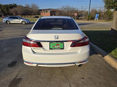 2016 Honda Accord LX   - Photo 7 - Garland, TX 75042