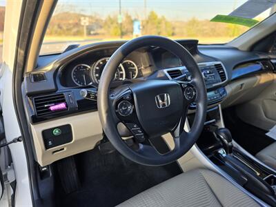 2016 Honda Accord LX   - Photo 14 - Garland, TX 75042