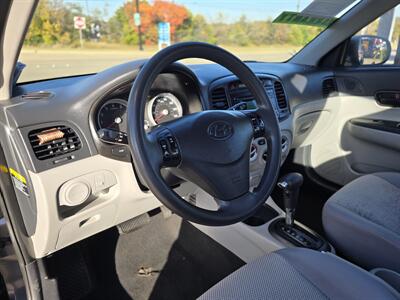 2010 Hyundai ACCENT GLS - Photo 13 - Garland, TX 75042