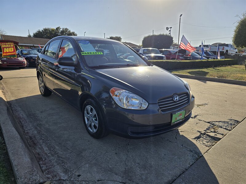 2010 Hyundai ACCENT GLS - Photo 10 - Garland, TX 75042