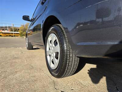2010 Hyundai ACCENT GLS - Photo 5 - Garland, TX 75042