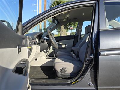 2010 Hyundai ACCENT GLS - Photo 14 - Garland, TX 75042