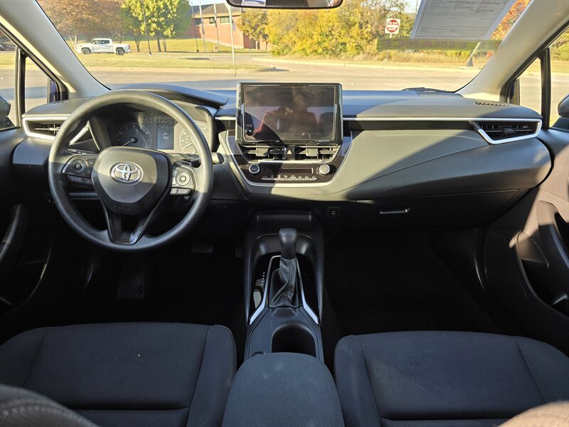 2024 Toyota Corolla LE - Photo 16 - Garland, TX 75042