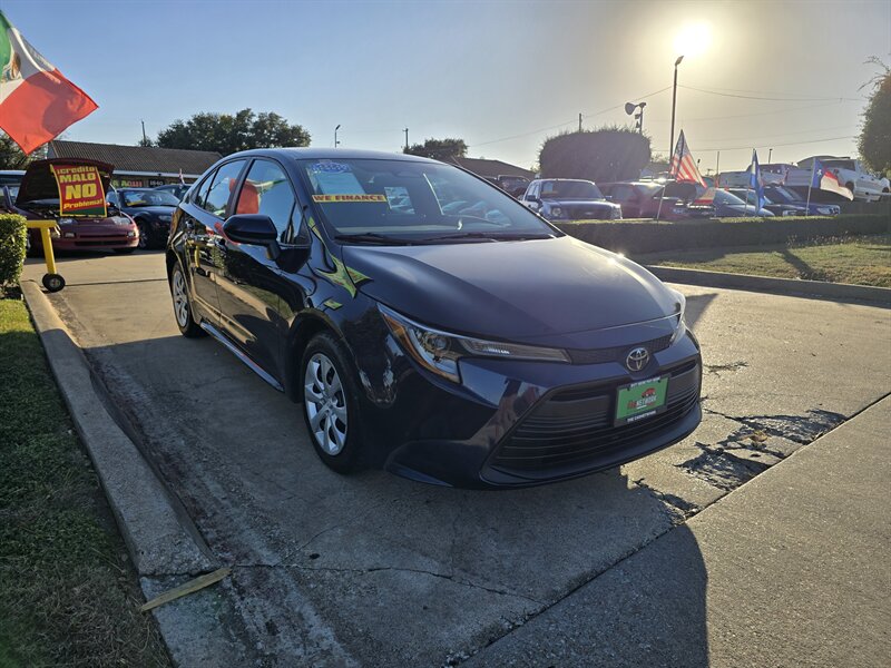 2024 Toyota Corolla LE - Photo 10 - Garland, TX 75042